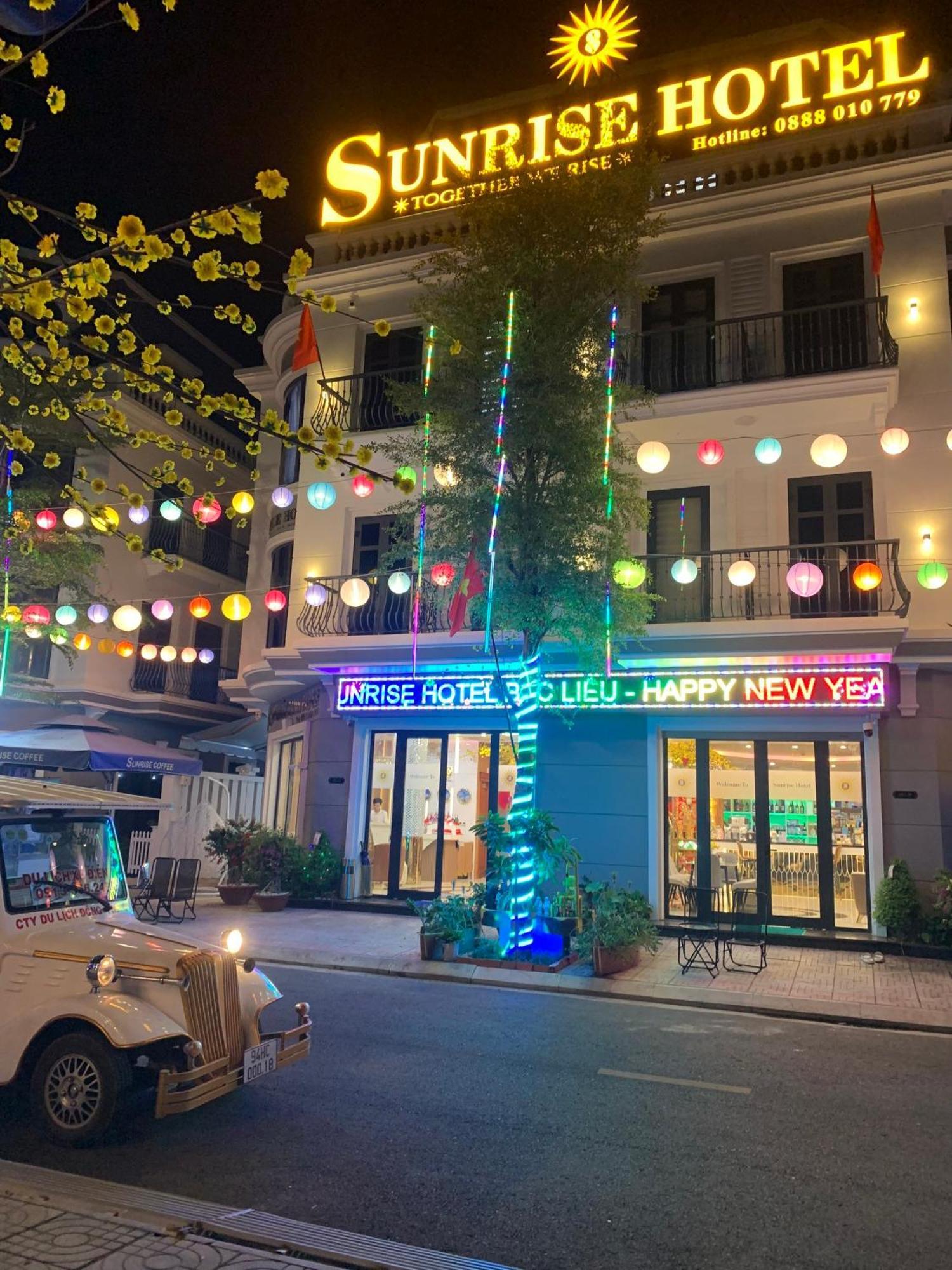 Sunrise Hotel Bac Lieu Esterno foto